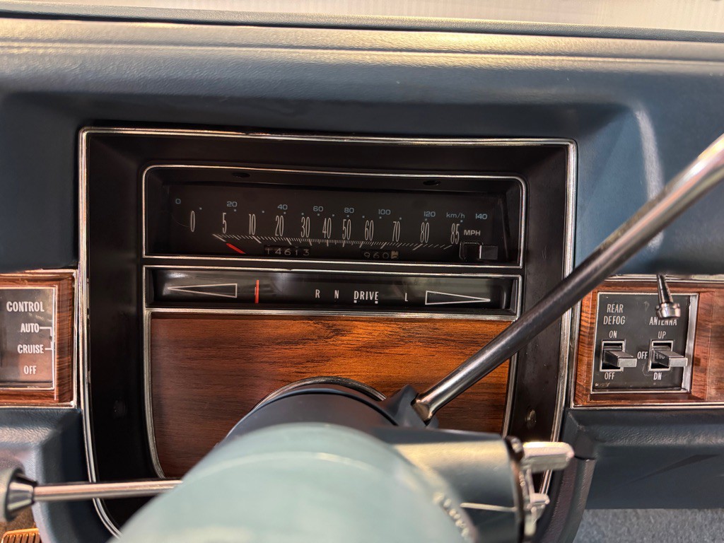 1977 Cadillac Eldorado Image 30