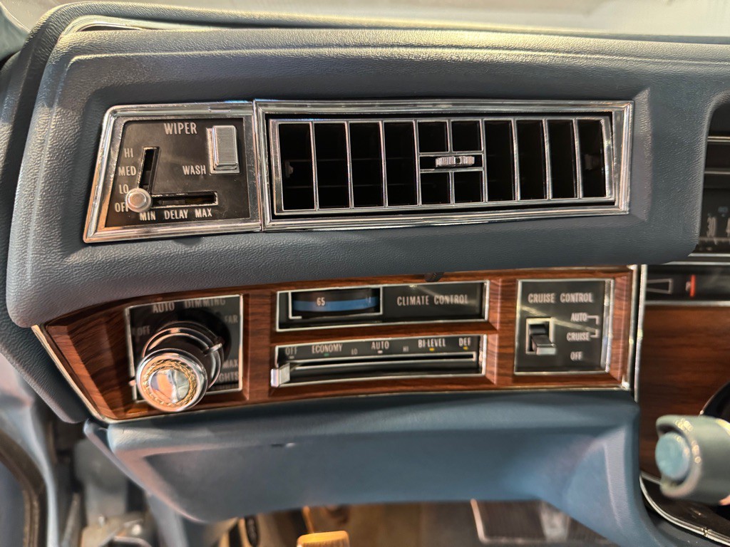 1977 Cadillac Eldorado Image 31