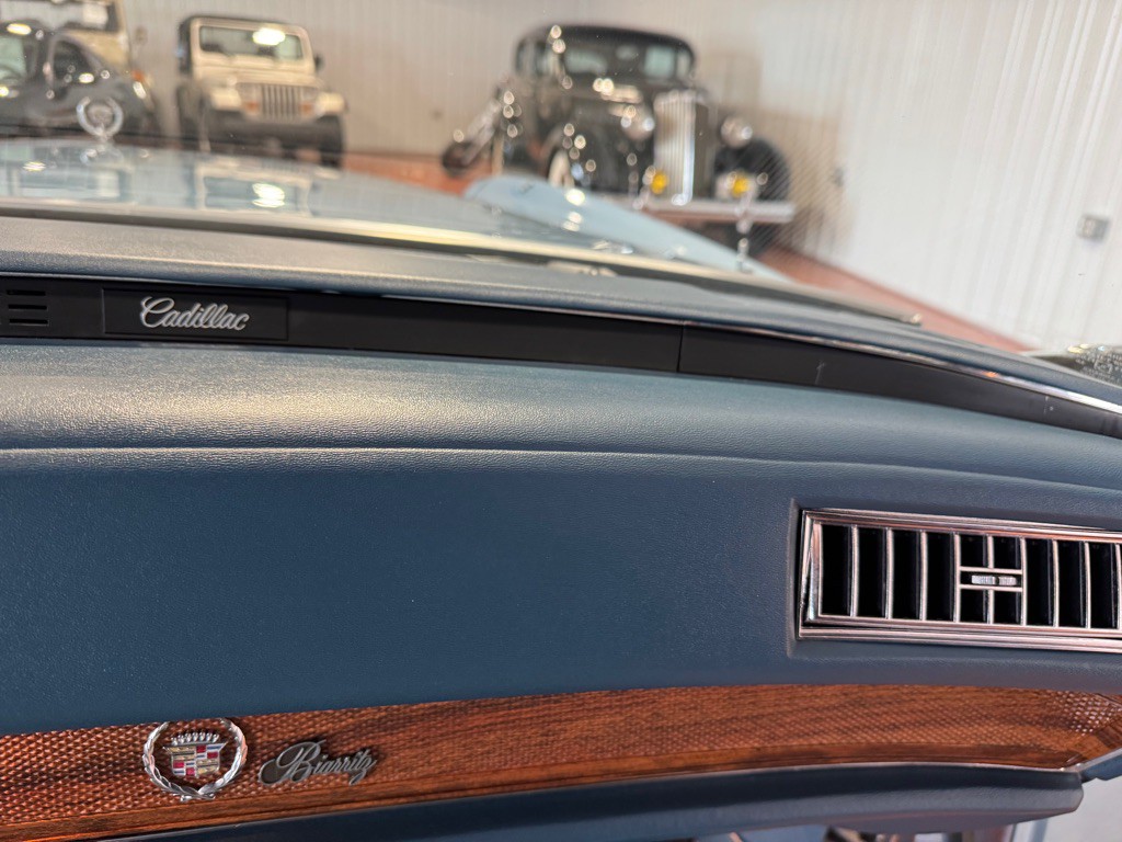 1977 Cadillac Eldorado Image 35