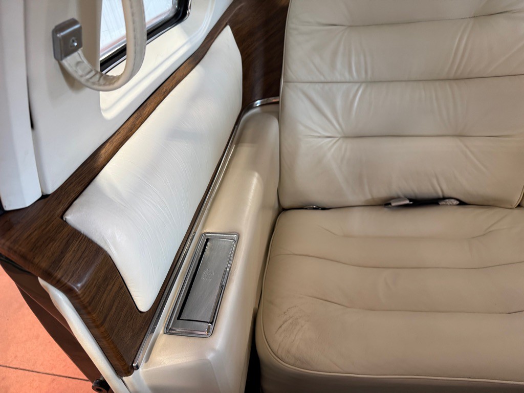 1975 Cadillac DeVille Image 23