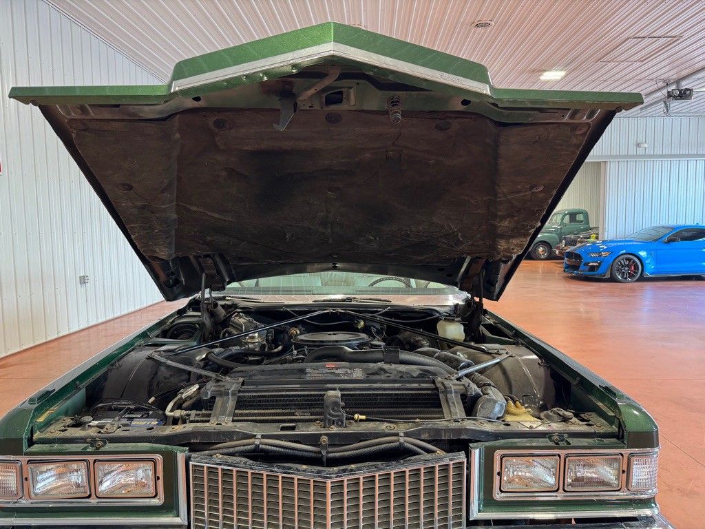 1975 Cadillac DeVille Image 35