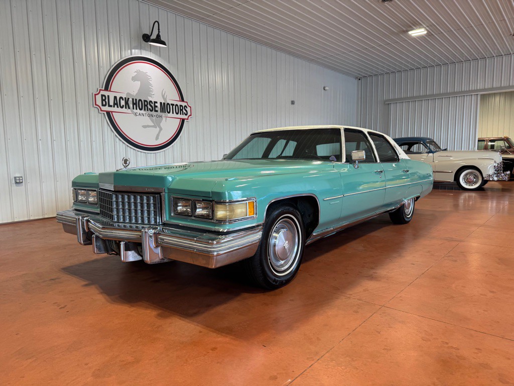 1976 Cadillac Fleetwood Image 4