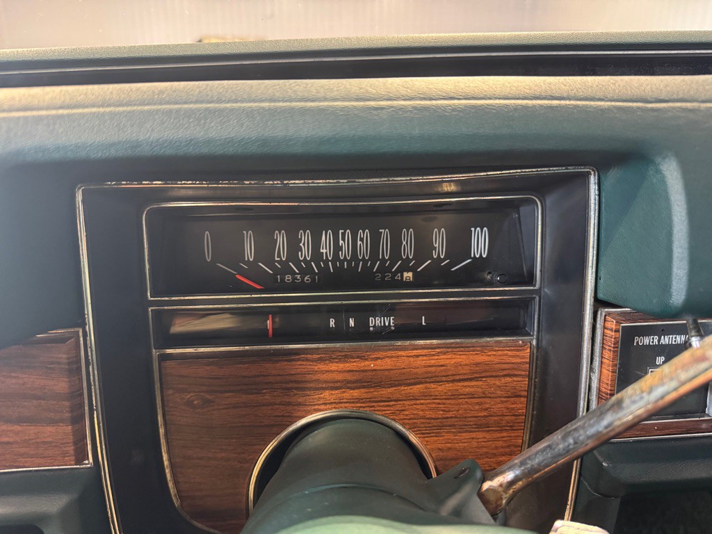1976 Cadillac Fleetwood Image 31