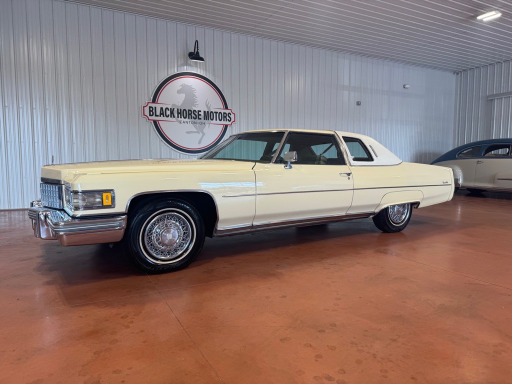 1976 Cadillac DeVille Image 3