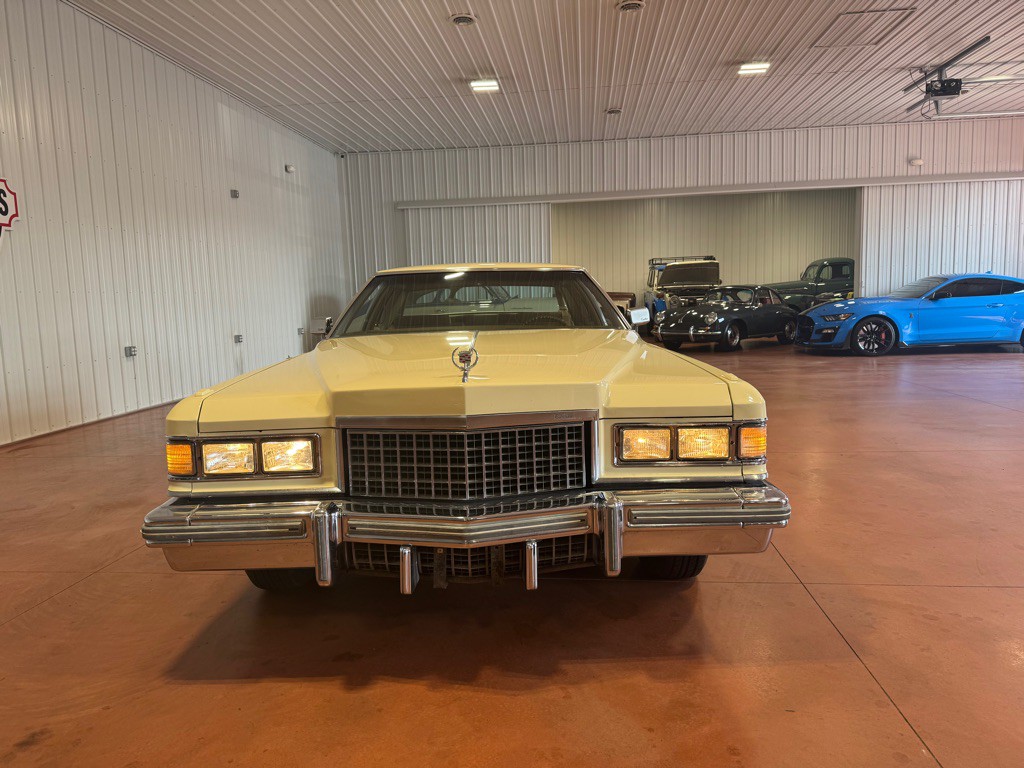 1976 Cadillac DeVille Image 6