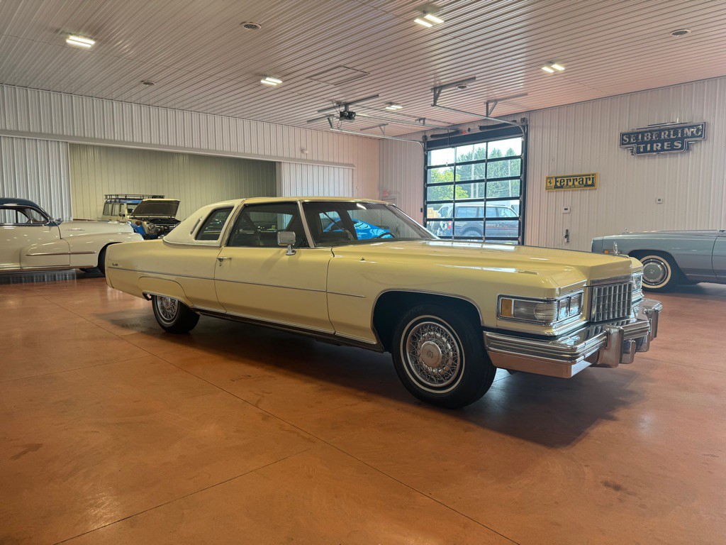 1976 Cadillac DeVille Image 7