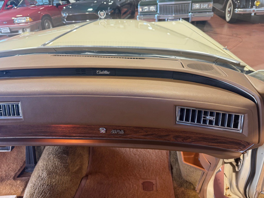 1976 Cadillac DeVille Image 29