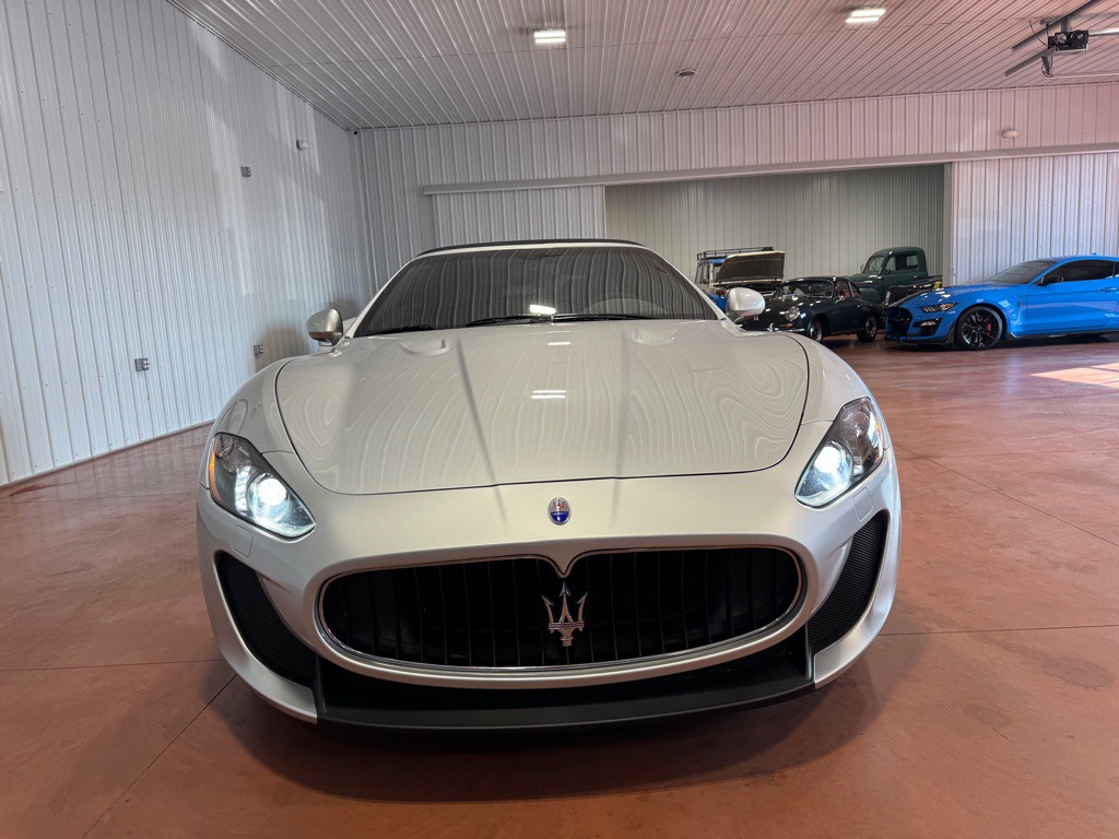 2016 Maserati GranTurismo Image 6