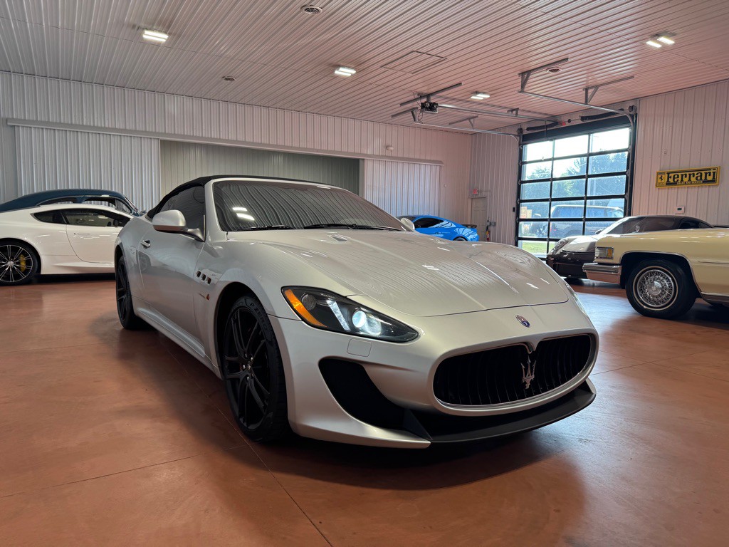 2016 Maserati GranTurismo Image 7