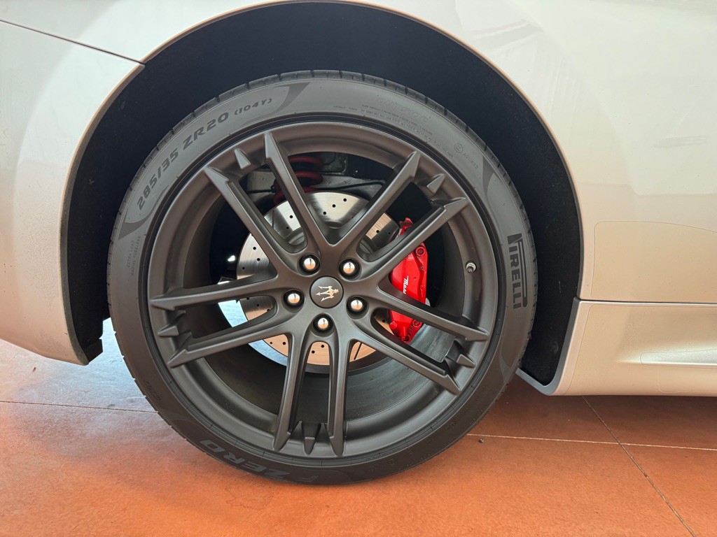 2016 Maserati GranTurismo Image 17