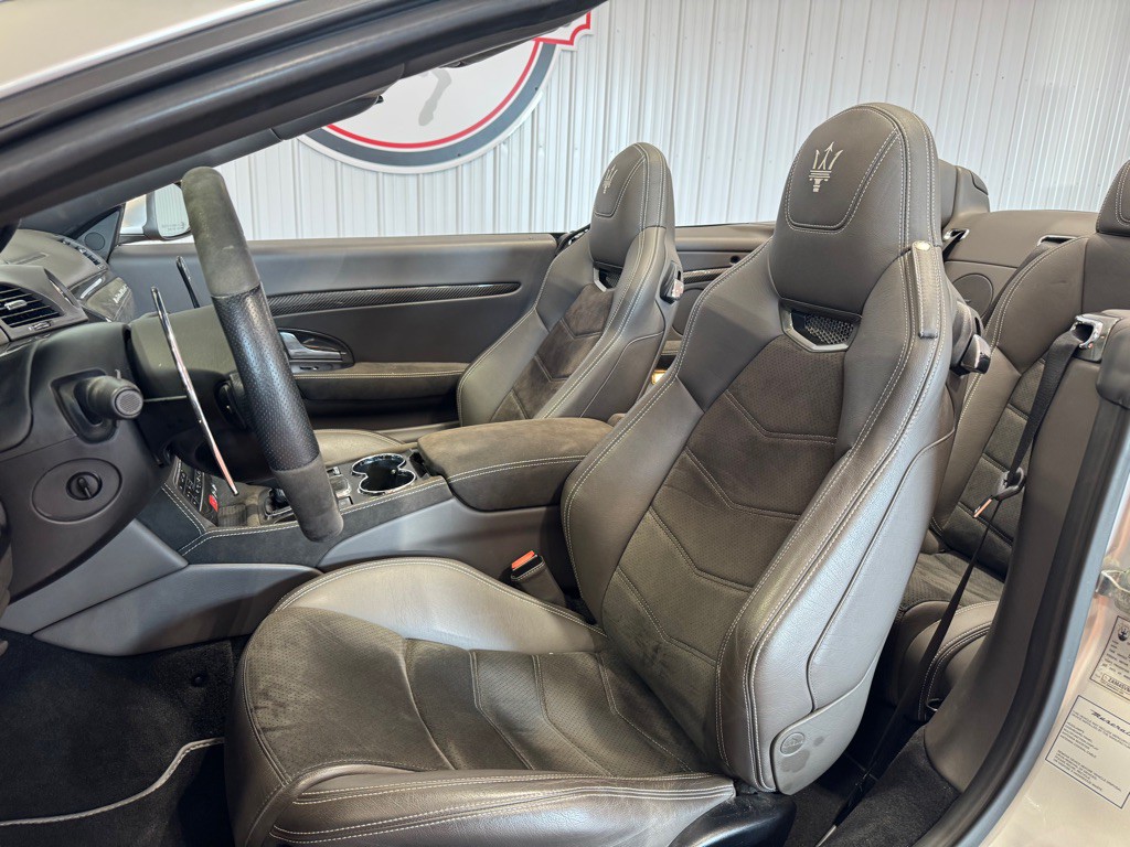 2016 Maserati GranTurismo Image 21