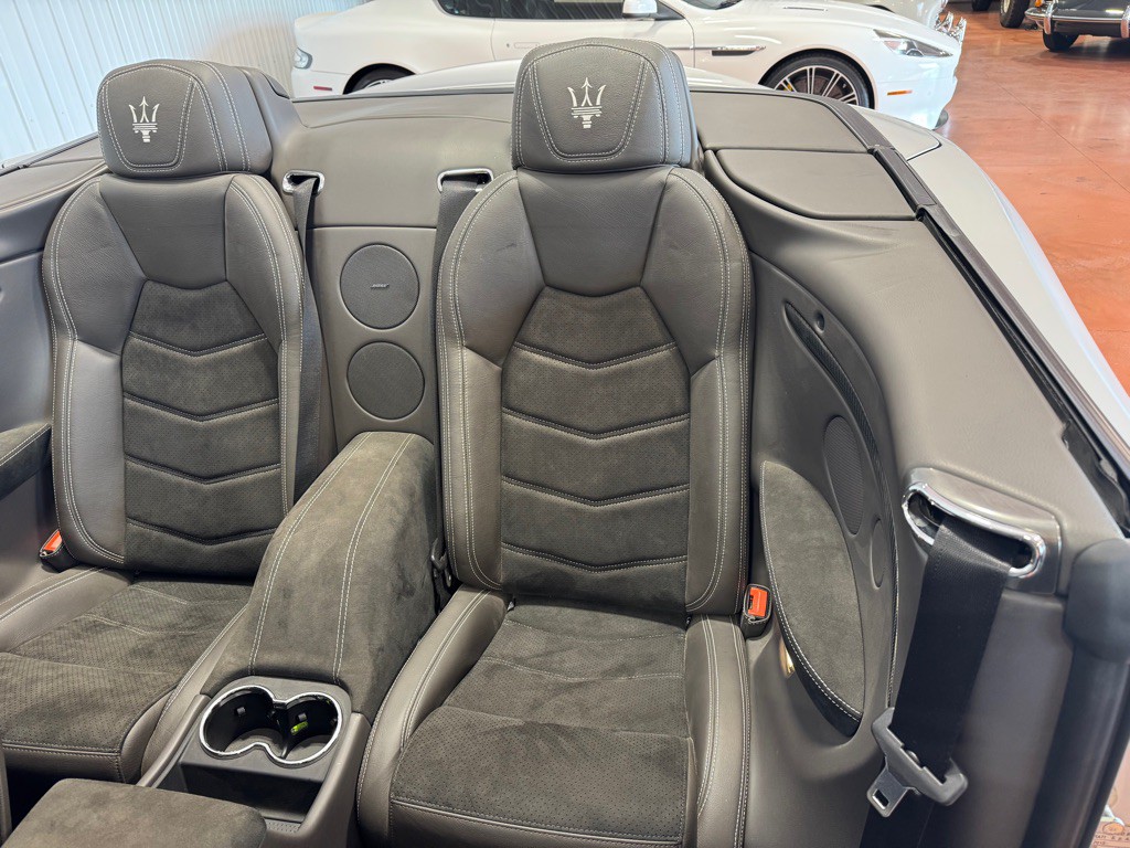 2016 Maserati GranTurismo Image 23