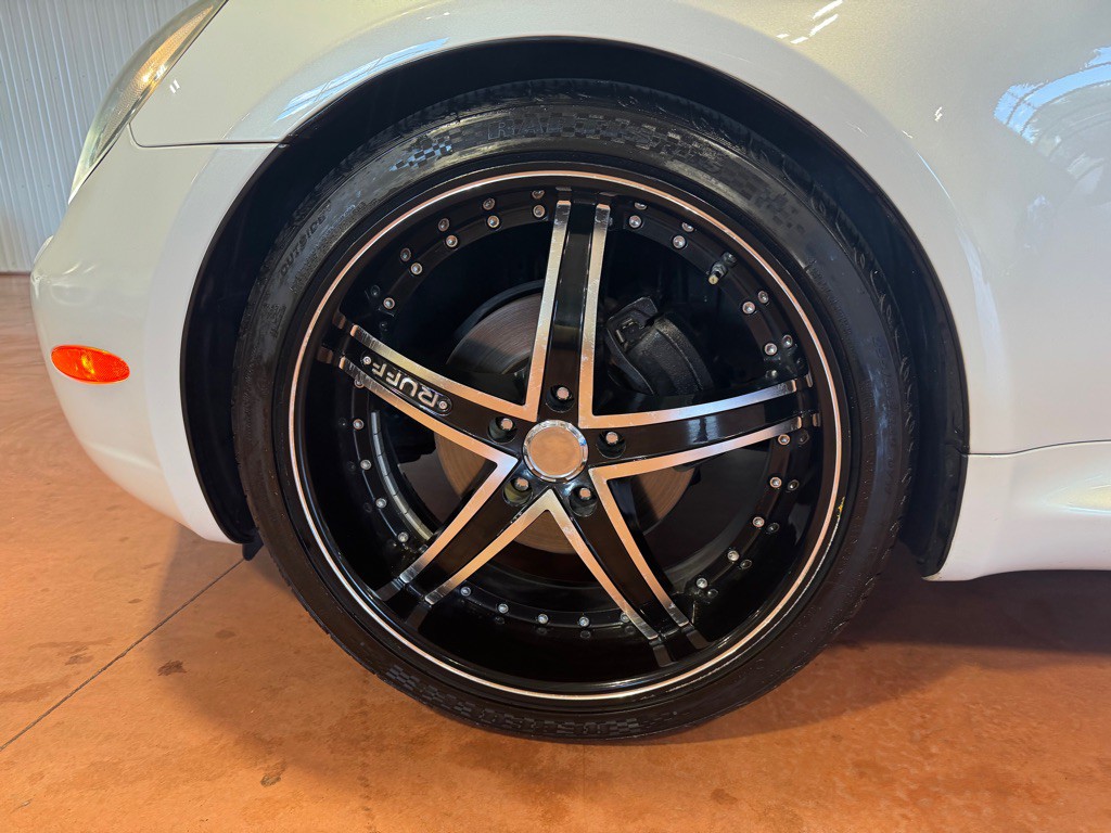2003 Lexus SC Image 13