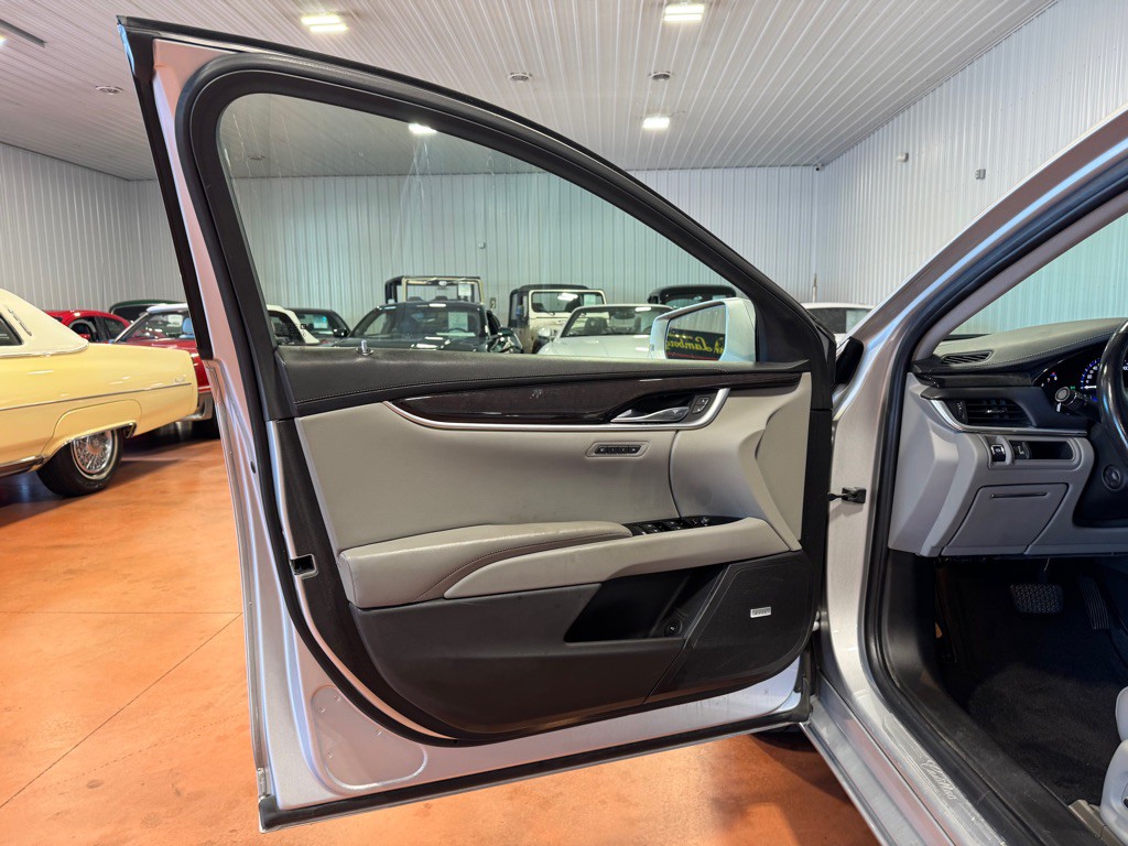 2014 Cadillac XTS Image 14