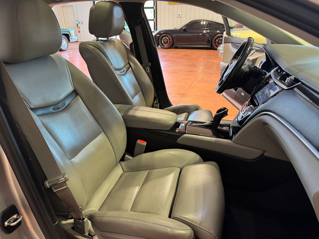 2014 Cadillac XTS Image 23