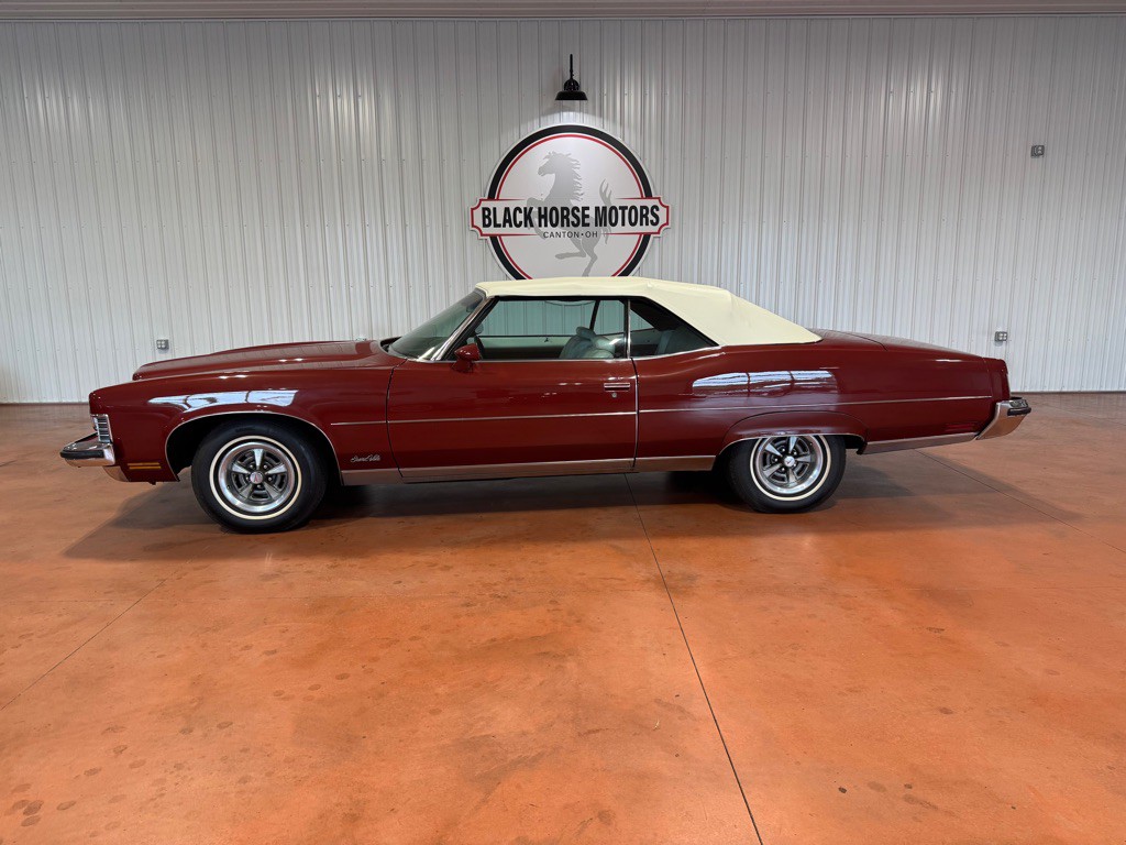 1973 Pontiac Grandville Image 1