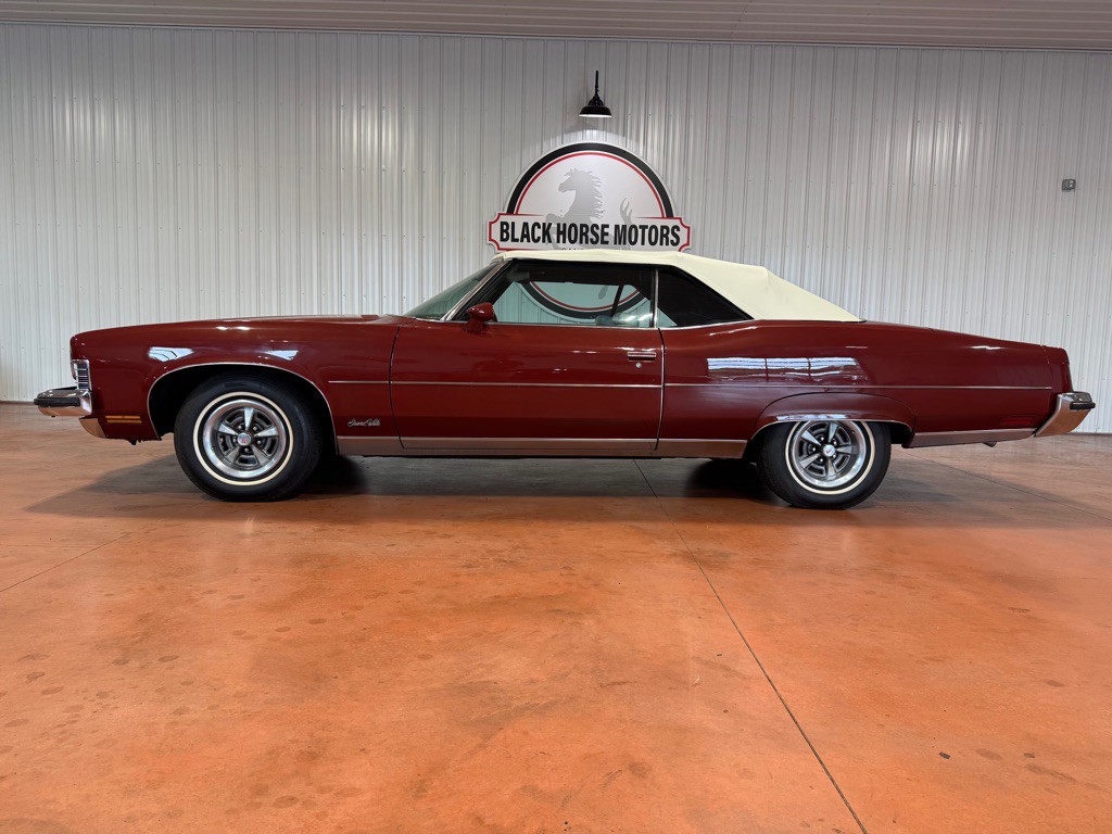 1973 Pontiac Grandville Image 2