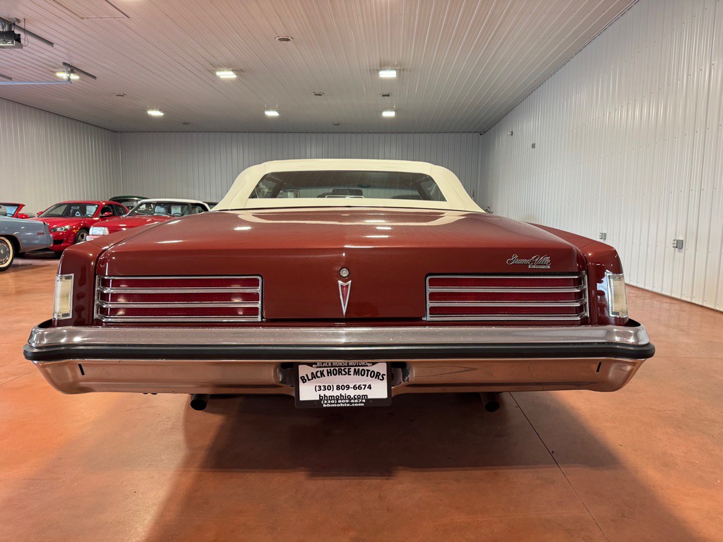 1973 Pontiac Grandville Image 10