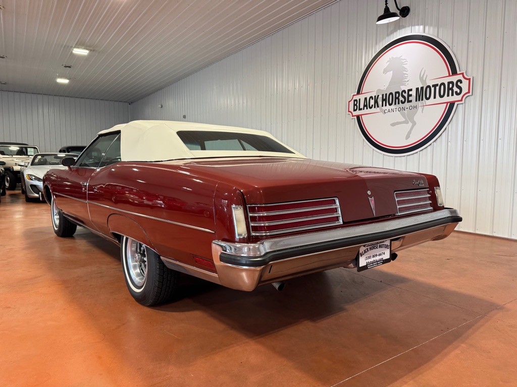 1973 Pontiac Grandville Image 11