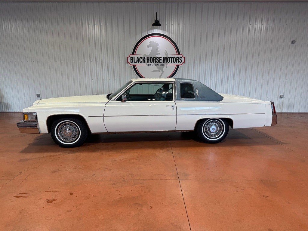 1977 Cadillac DeVille Image 1