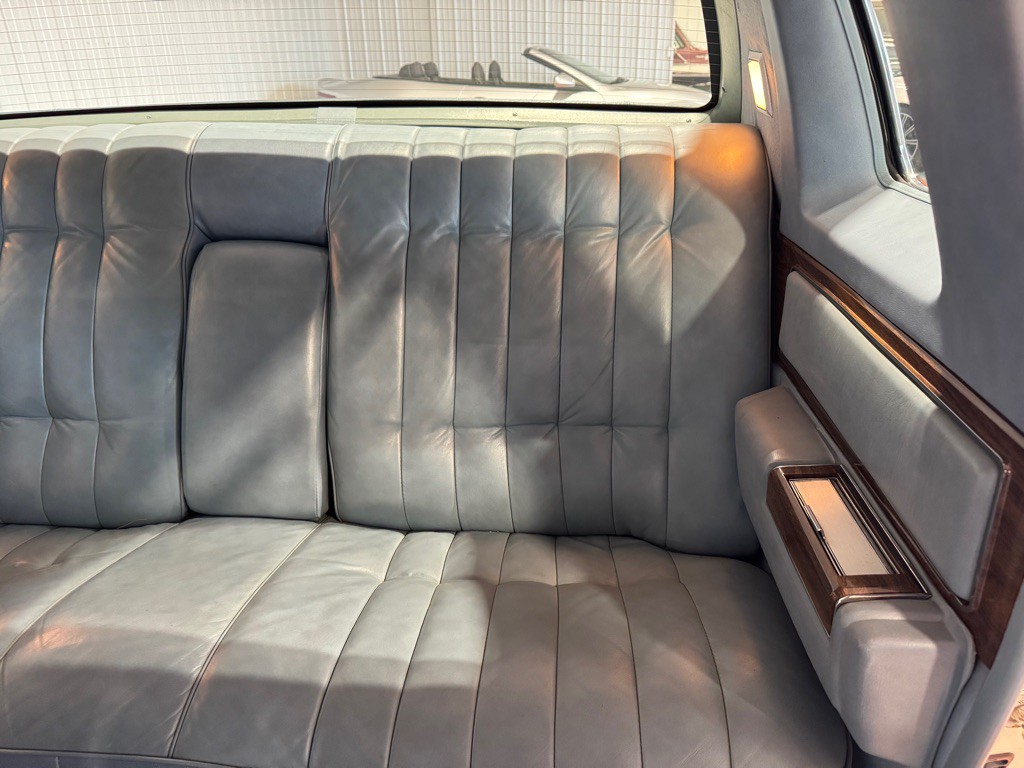 1977 Cadillac DeVille Image 20
