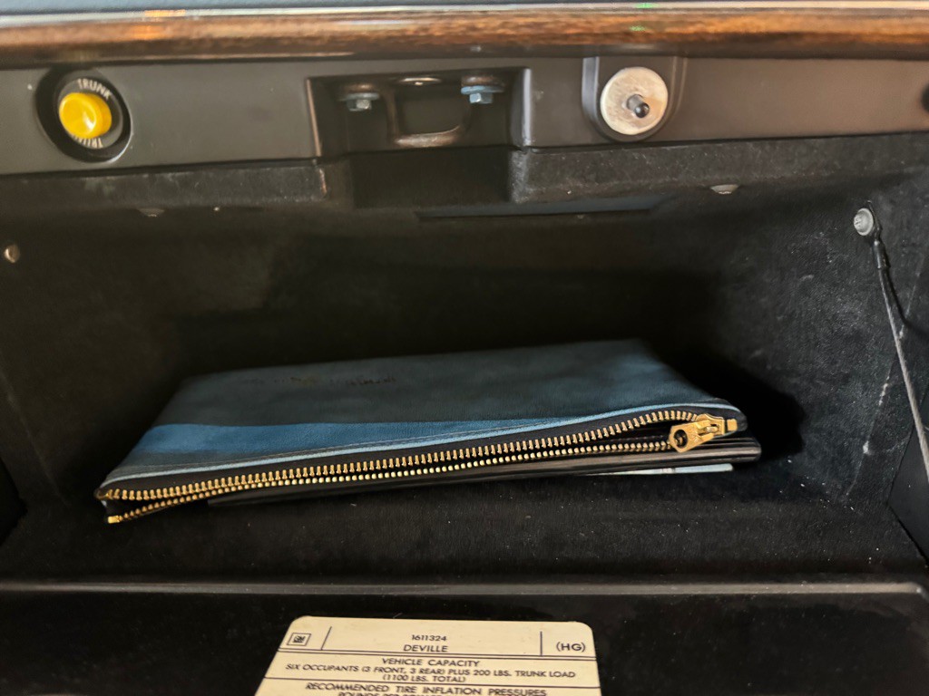 1977 Cadillac DeVille Image 30