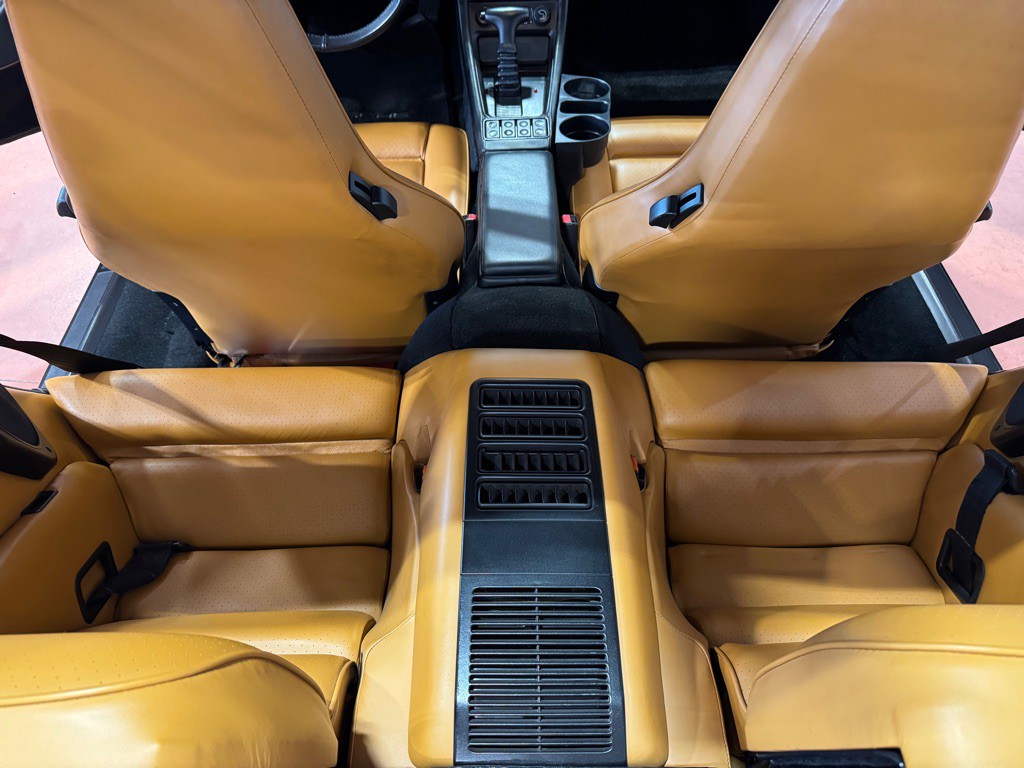 1986 Porsche 928 Image 27