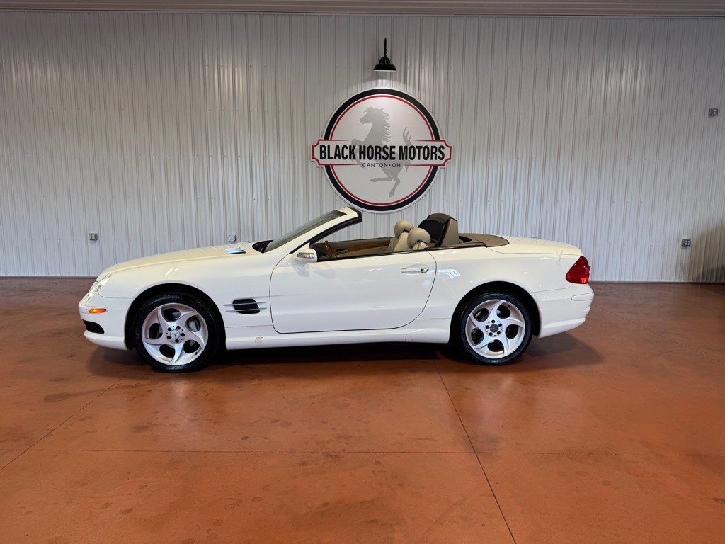 2005 Mercedes-Benz SL-Class Image 1