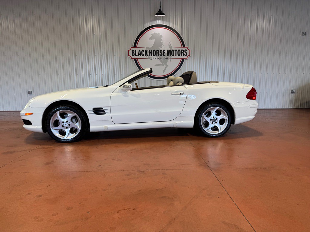 2005 Mercedes-Benz SL-Class Image 3