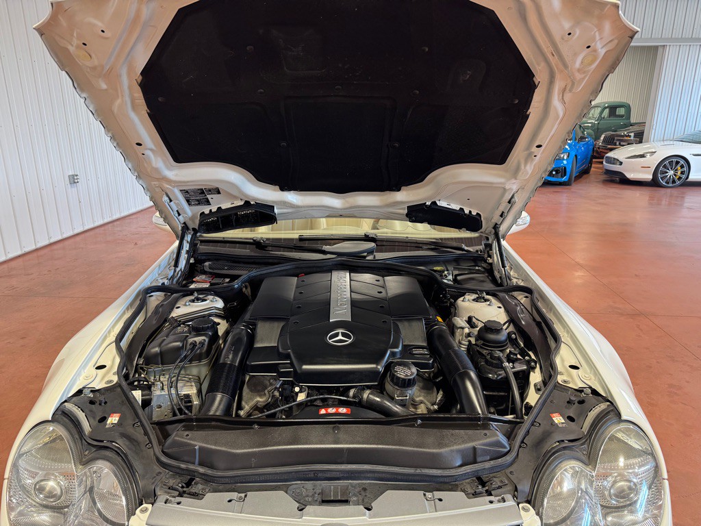 2005 Mercedes-Benz SL-Class Image 38