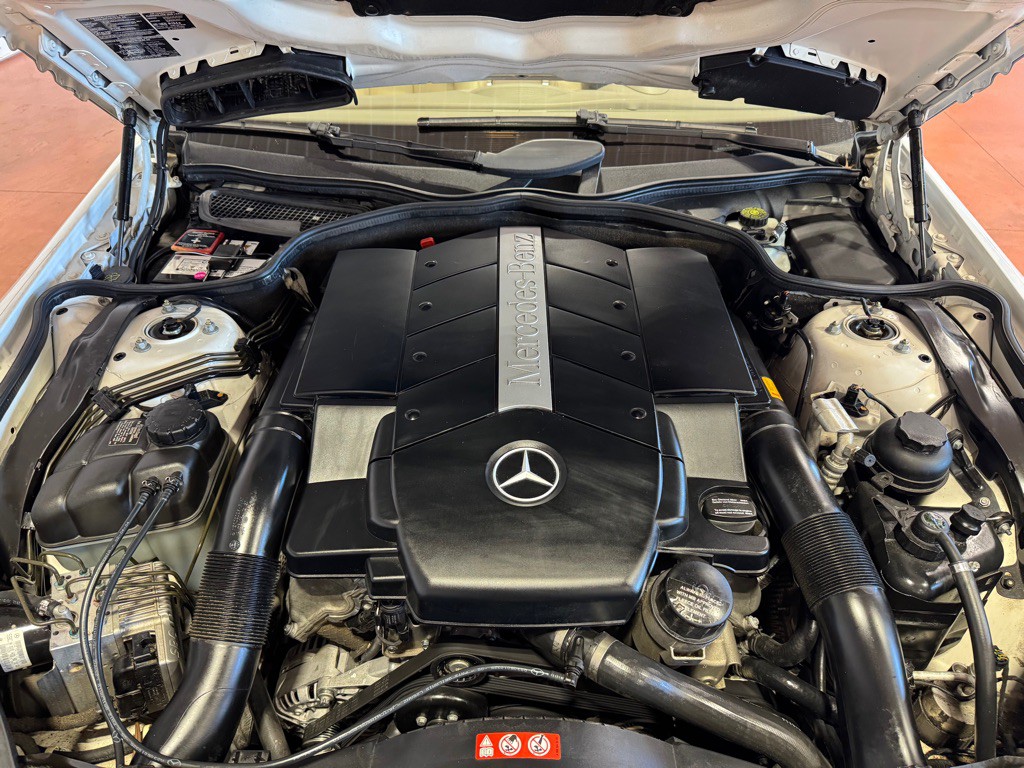 2005 Mercedes-Benz SL-Class Image 39