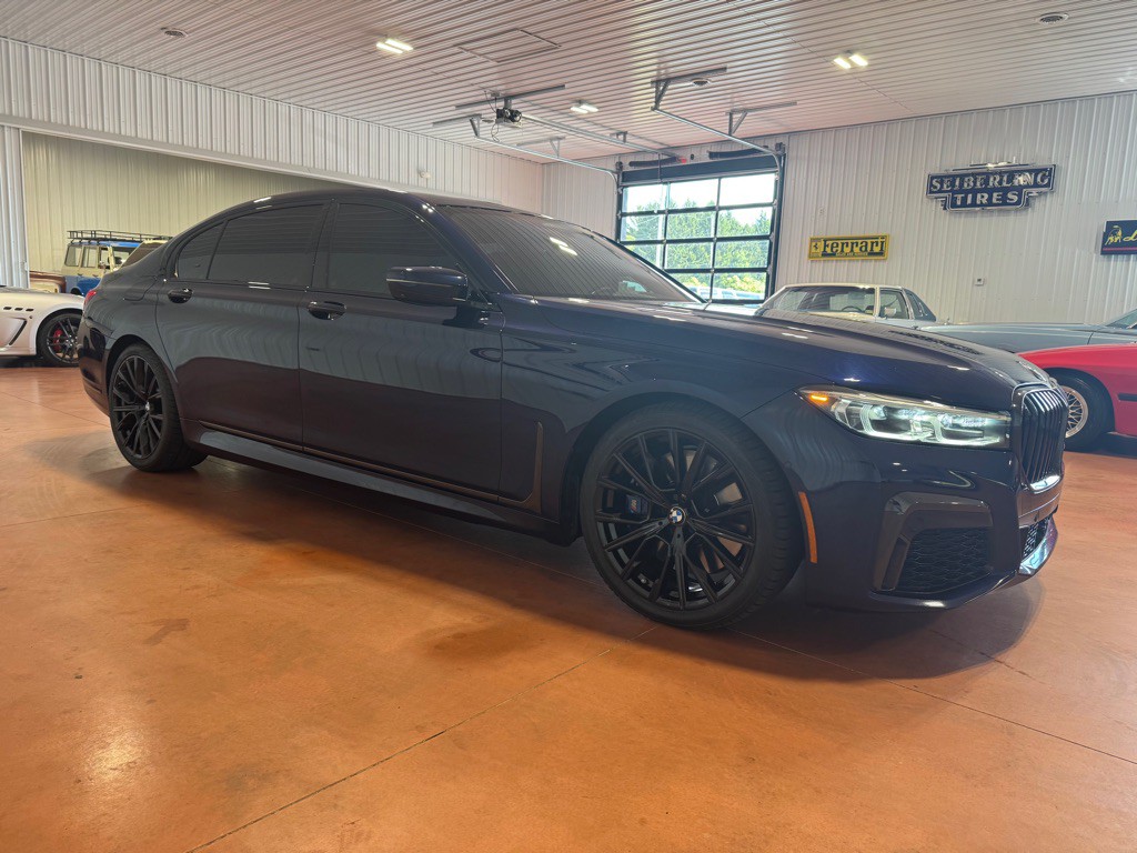 2021 BMW 7 Series Image 6