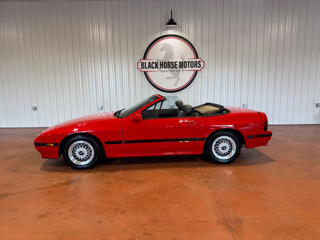 1988 Mazda RX-7 Image 2