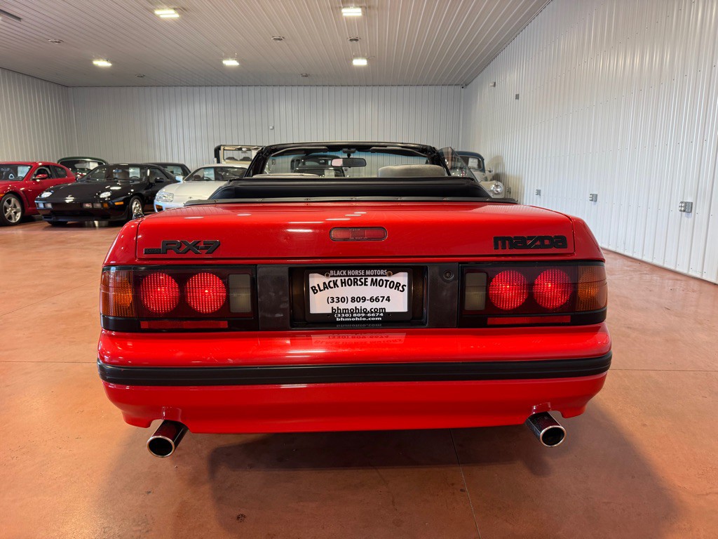 1988 Mazda RX-7 Image 12