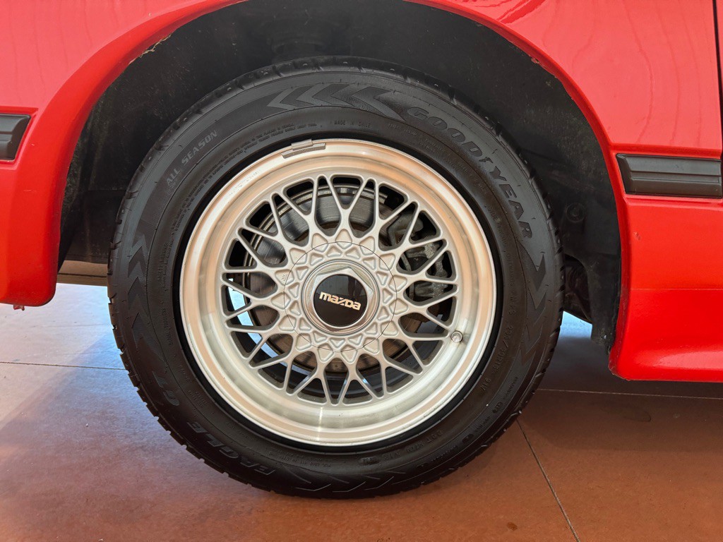 1988 Mazda RX-7 Image 14