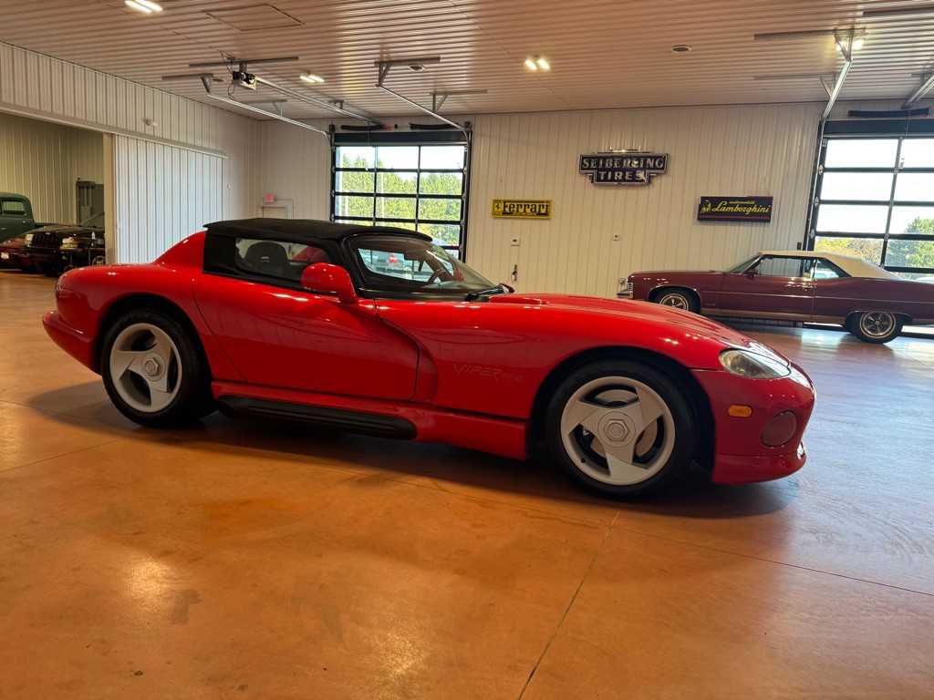 1994 Dodge Viper Image 11
