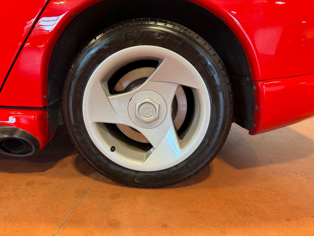 1994 Dodge Viper Image 17