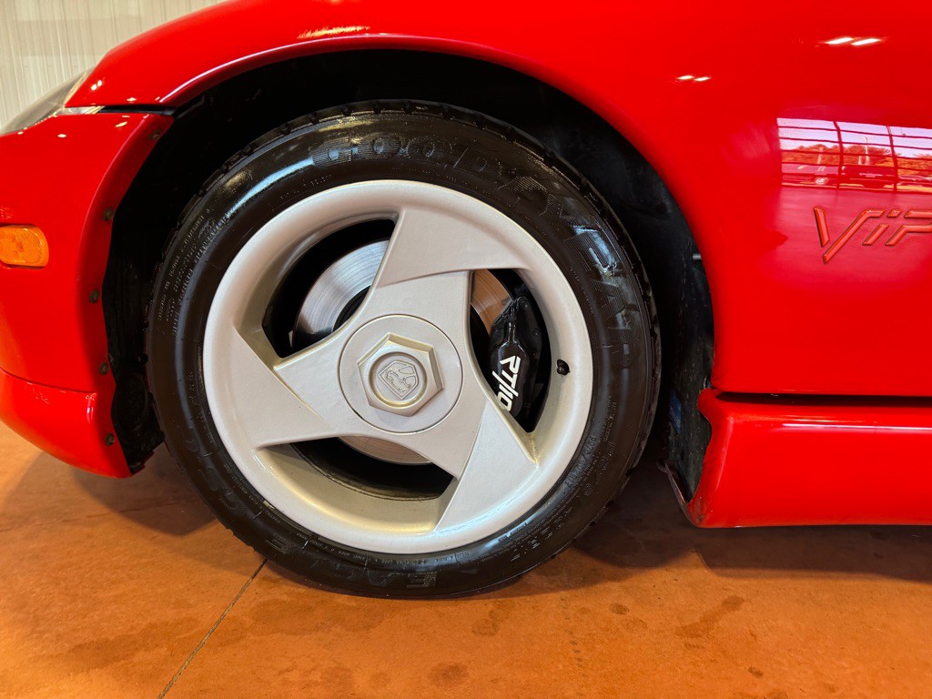 1994 Dodge Viper Image 18
