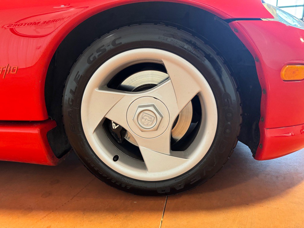 1994 Dodge Viper Image 19
