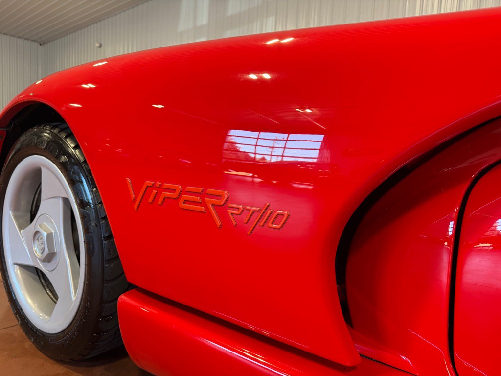 1994 Dodge Viper Image 21