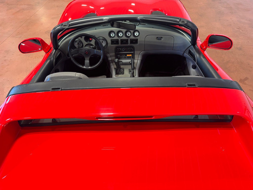 1994 Dodge Viper Image 25