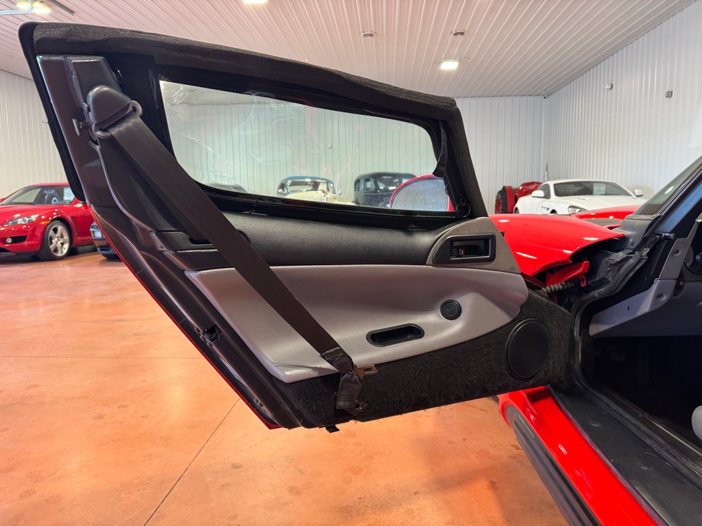 1994 Dodge Viper Image 26