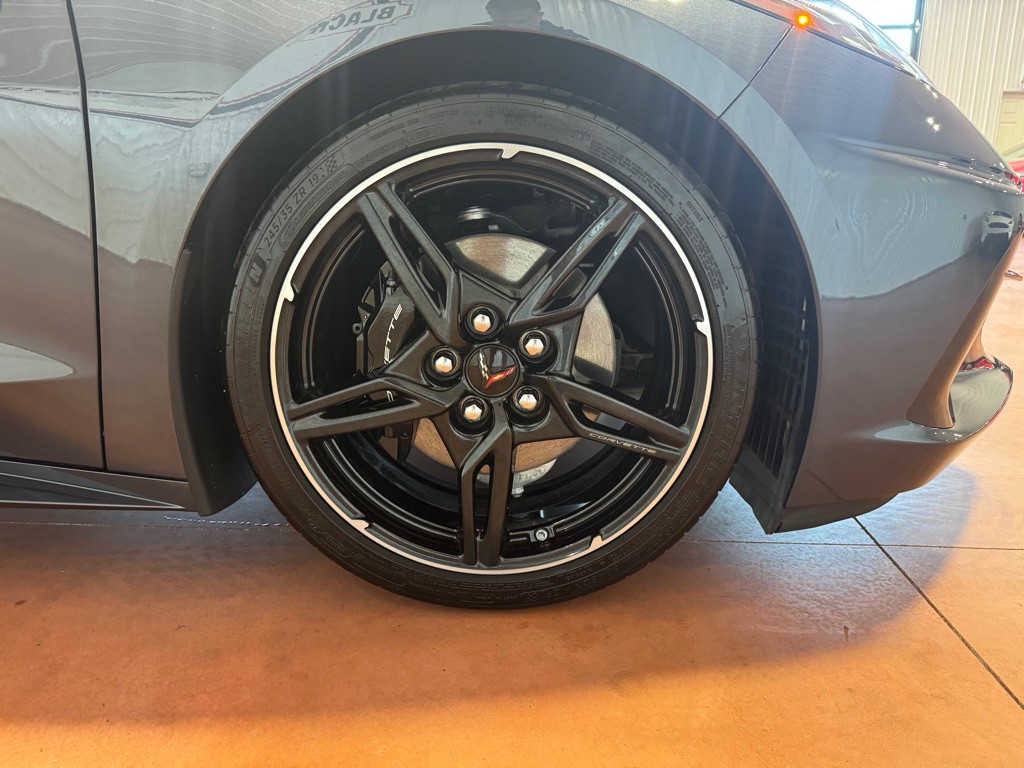 2020 Chevrolet Corvette Image 17