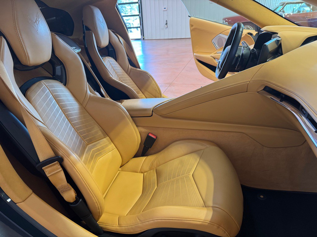2020 Chevrolet Corvette Image 24