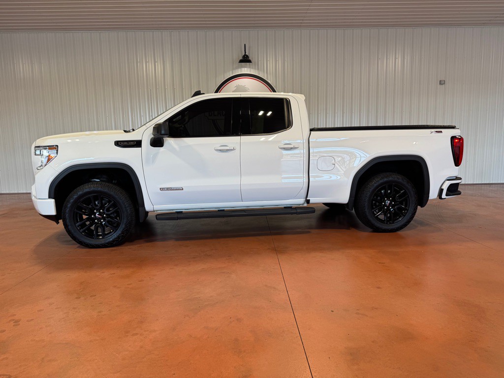 2021 GMC Sierra Image 2