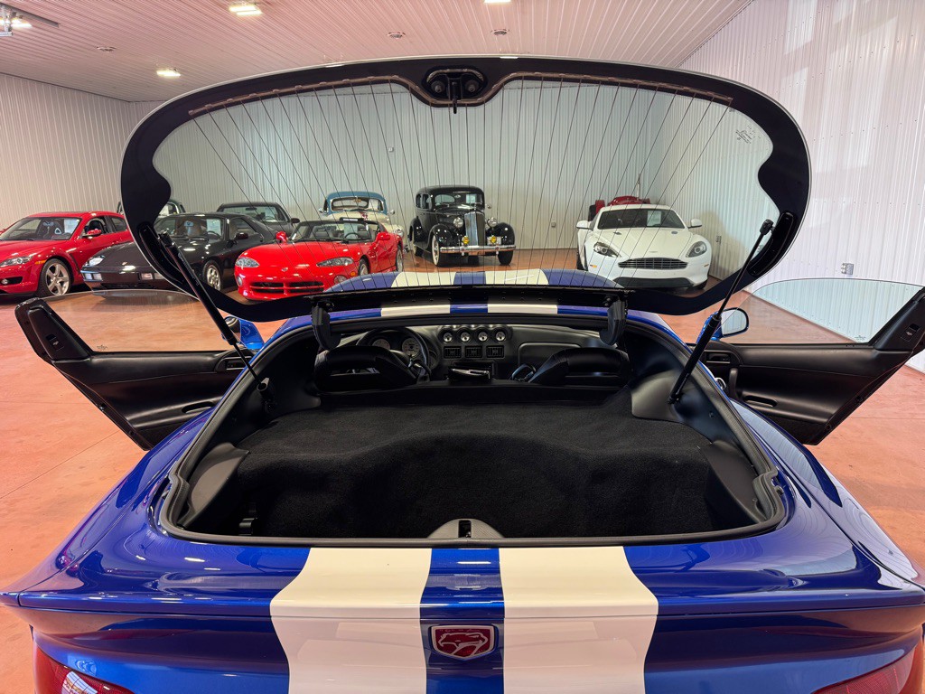 1997 Dodge Viper Image 34
