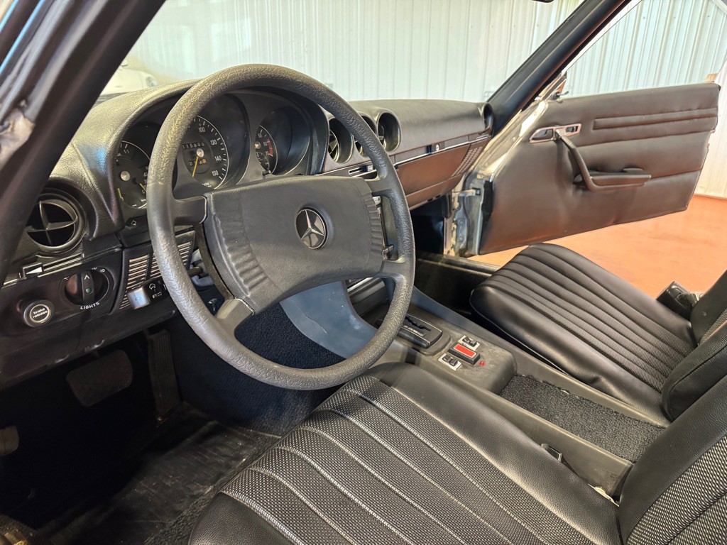 1974 Mercedes-Benz 420-Class Image 17