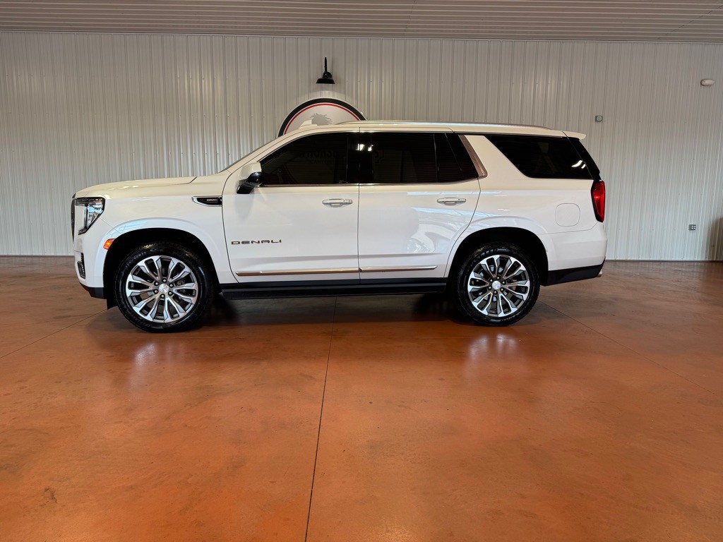 2021 GMC Yukon Image 2