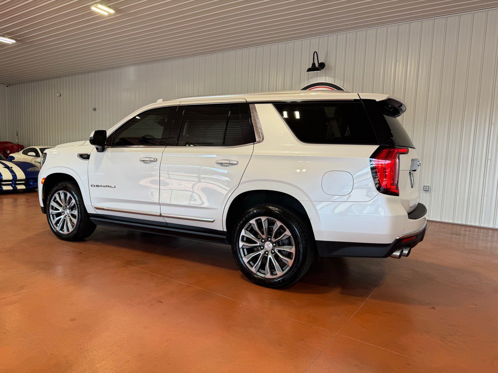 2021 GMC Yukon Image 10