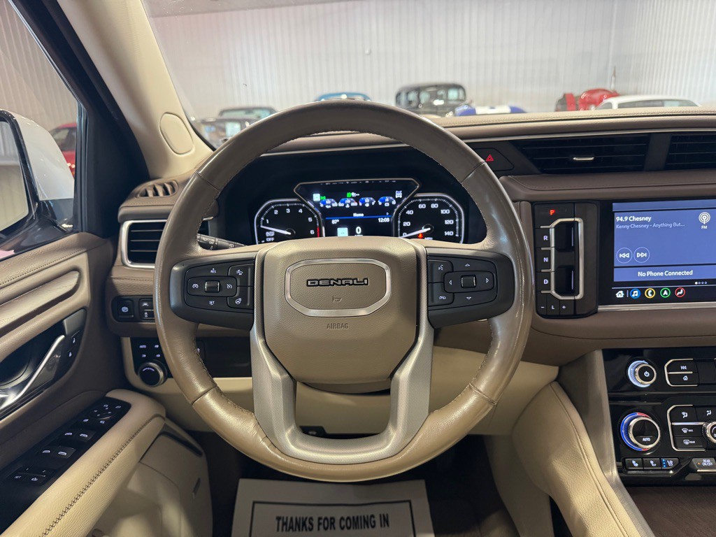 2021 GMC Yukon Image 32